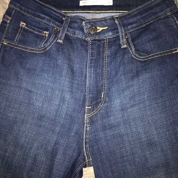 Levi’s 721 High Rise Skinny Jeans | straight leg - Picture 4 of 5